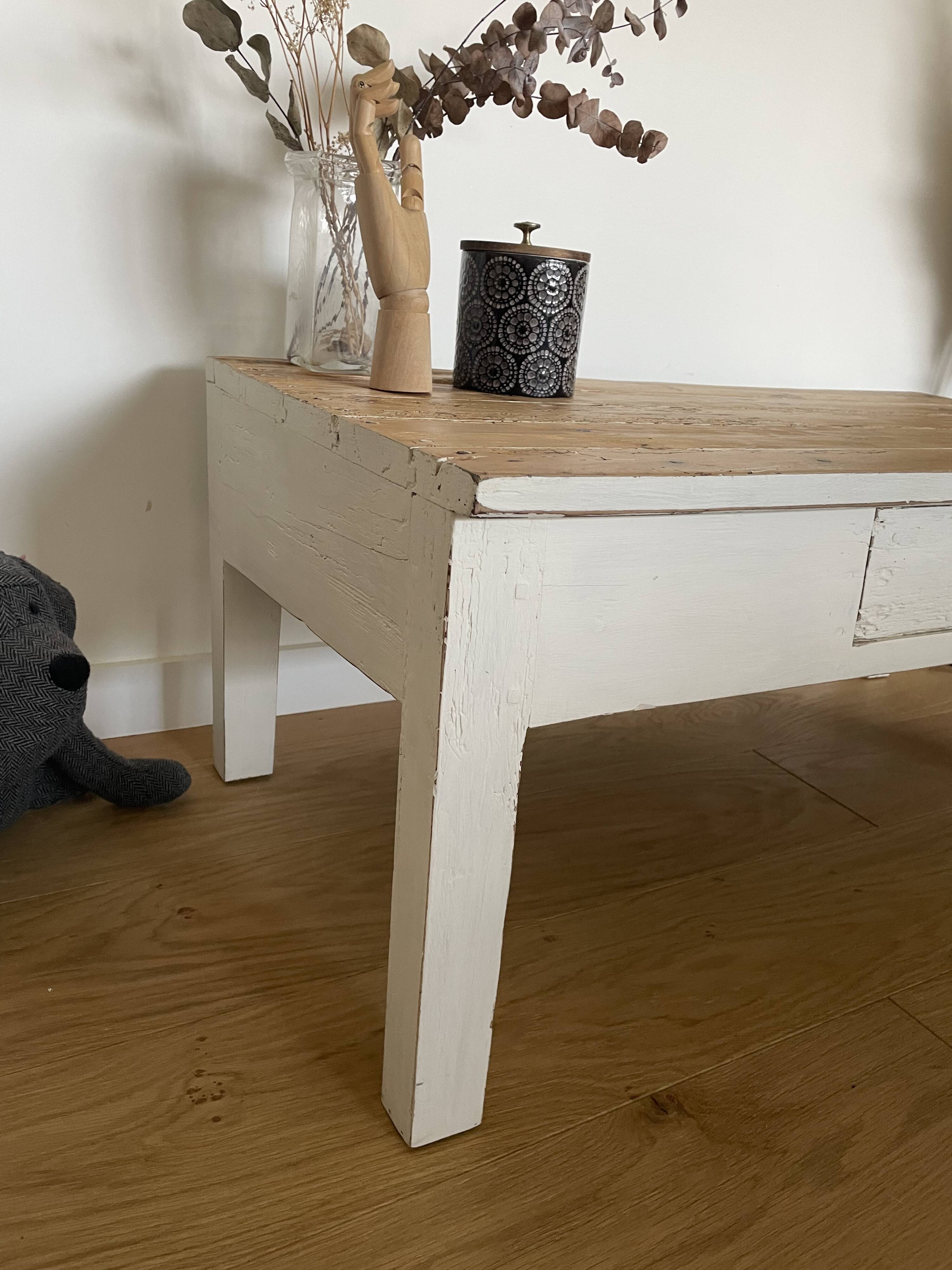 Coffee table type farm table