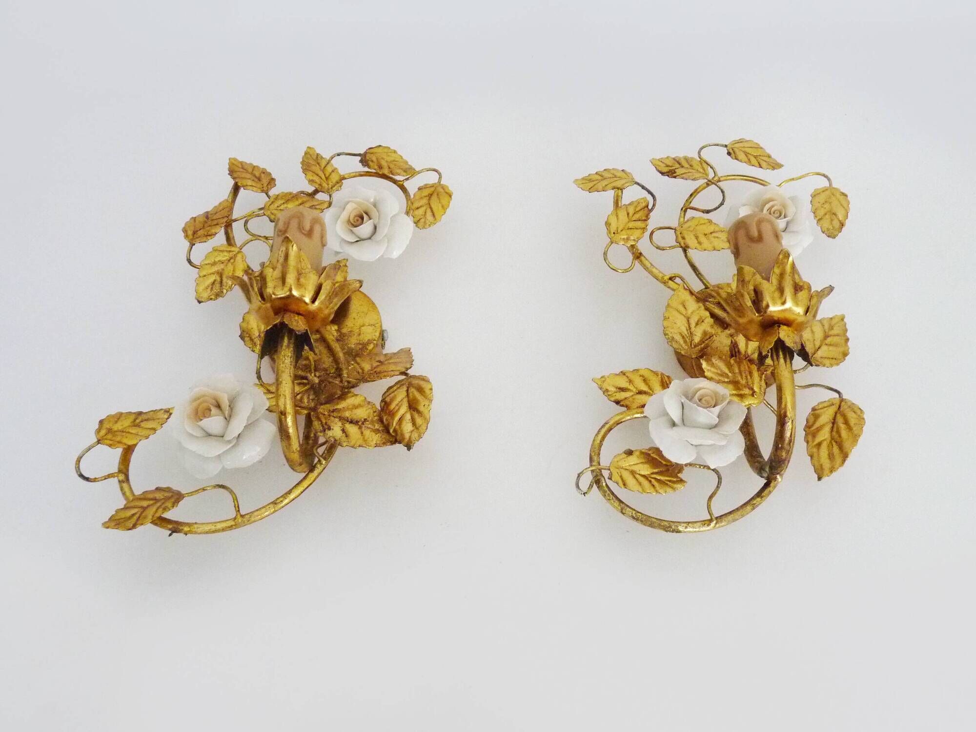Paire d'appliques murales italienne feuillage doré à la feuille d'or, années 70-80
