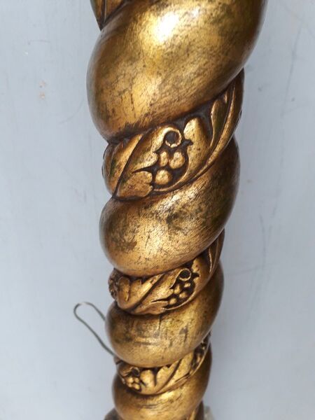 Golden carved wood lamppost or period 1940 Italy