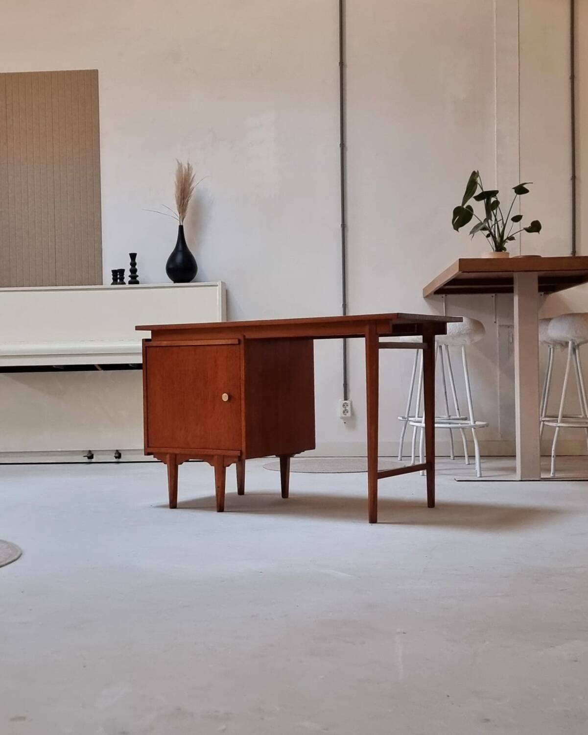 Bureau du milieu du siècle