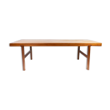 Coffee table in teak with extension plate of Danish design from the 1960s. The table is in great vin