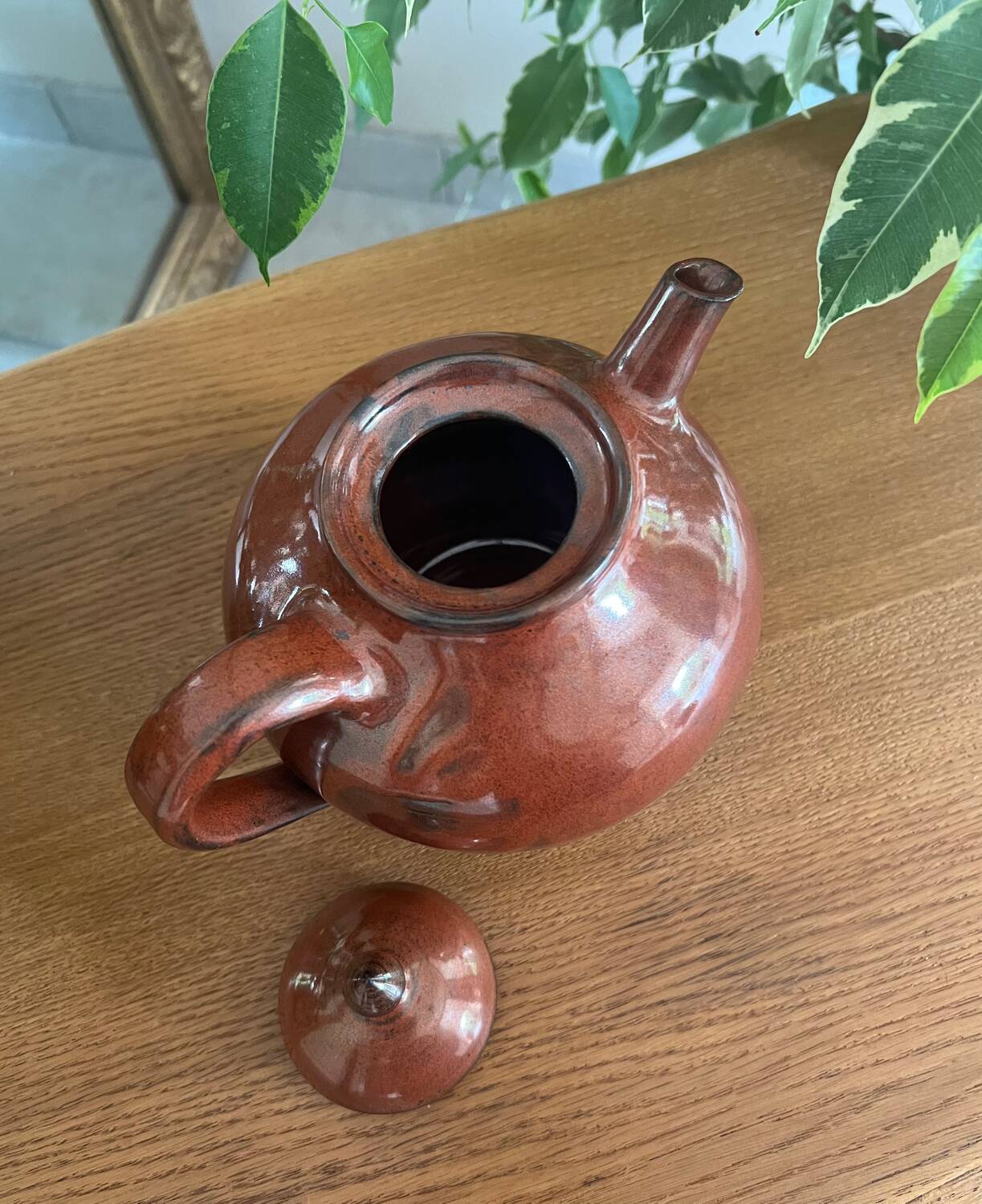Brick red sandstone teapot from Saint Amand en Puisaye