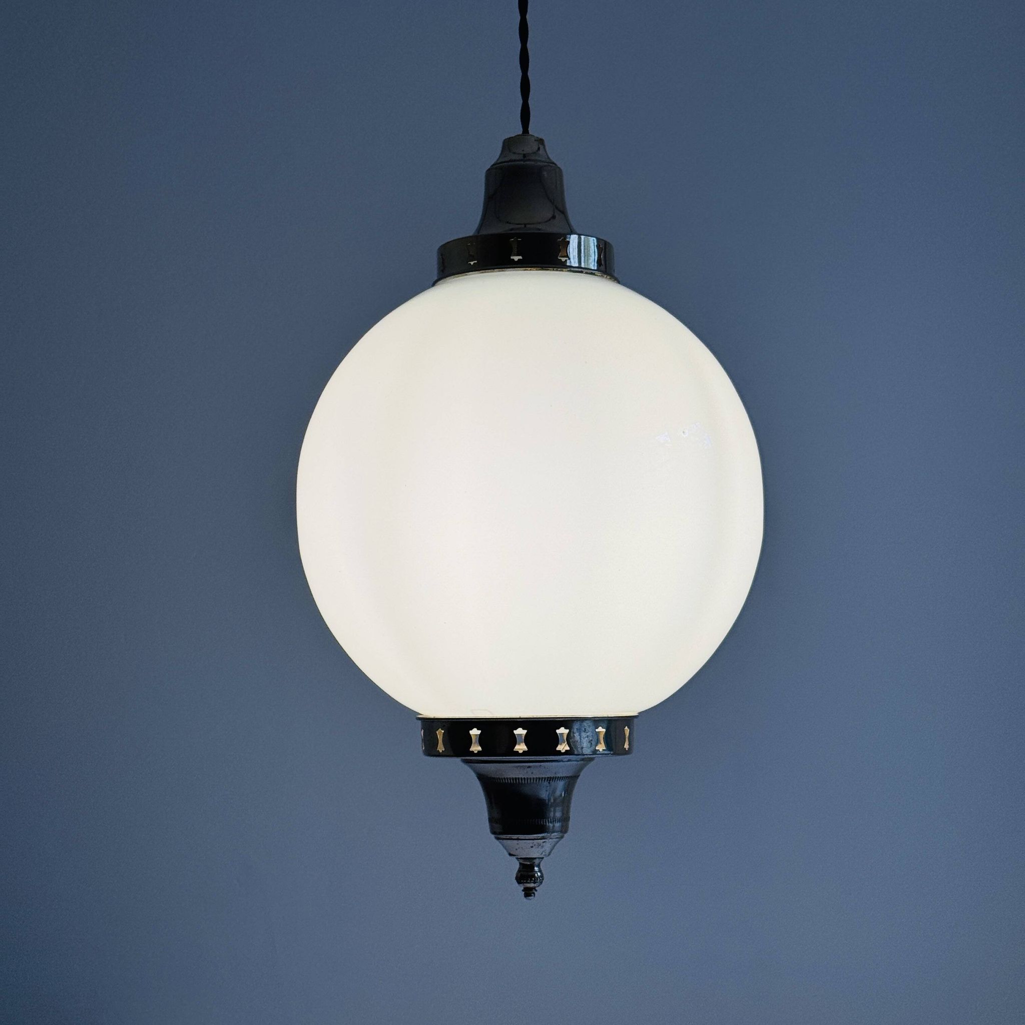 Vintage 23 cm XL opaline pendant light