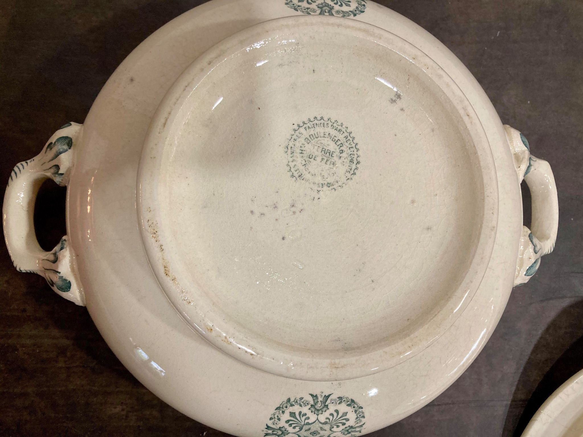 Soupière en Terre de Fer H. Boulenger & cie