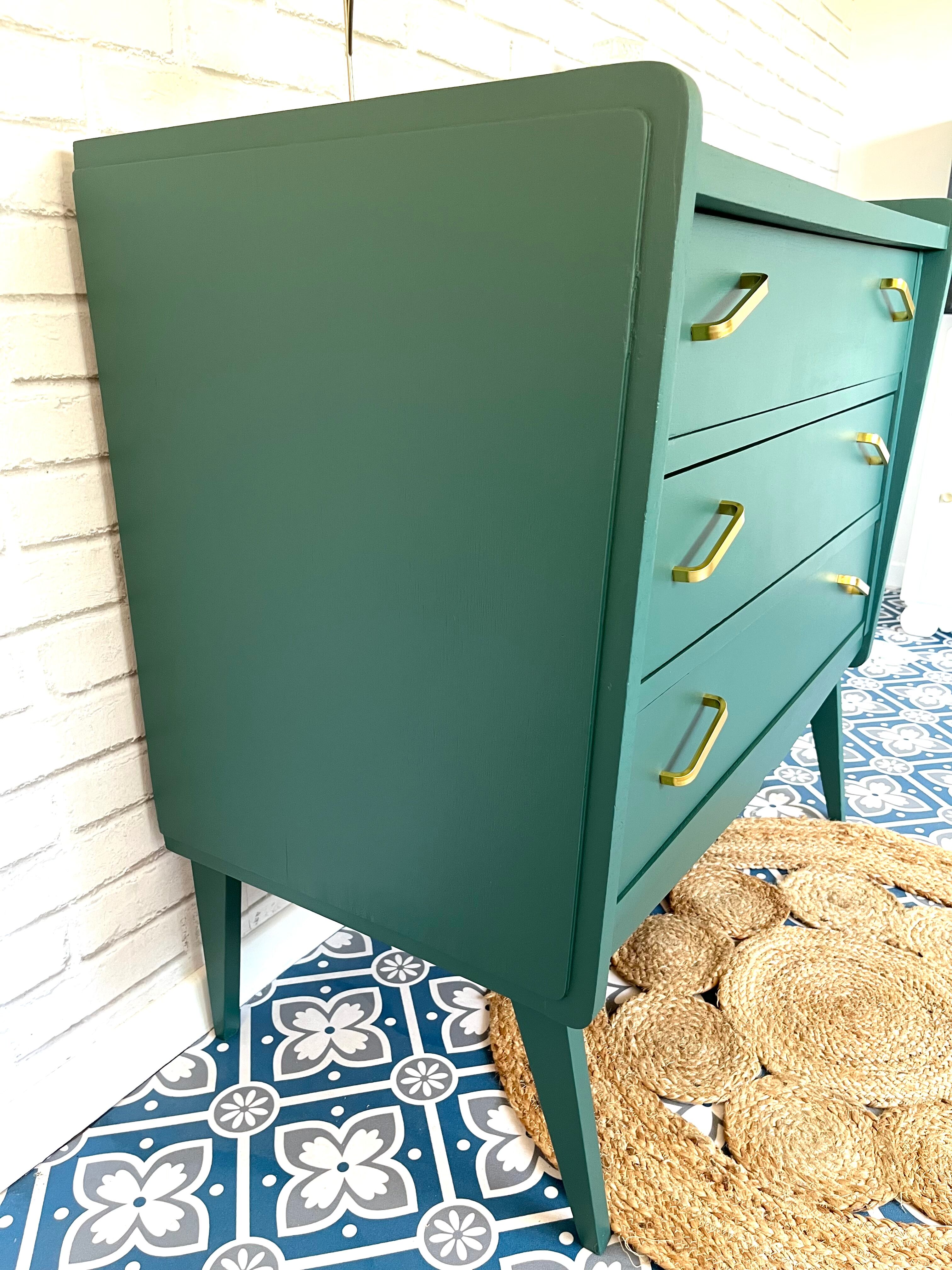 Commode vintage