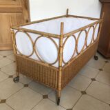Vintage rattan baby bed