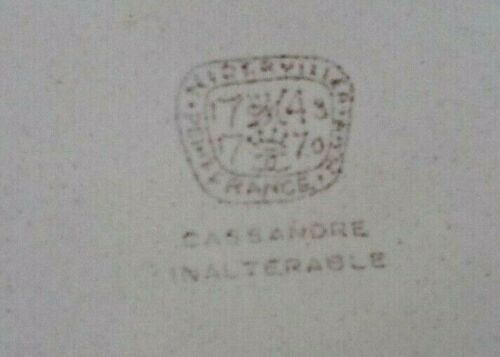 Hollow dish of round service polylobed Faience of Niderviller (Moselle)