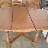 Round table