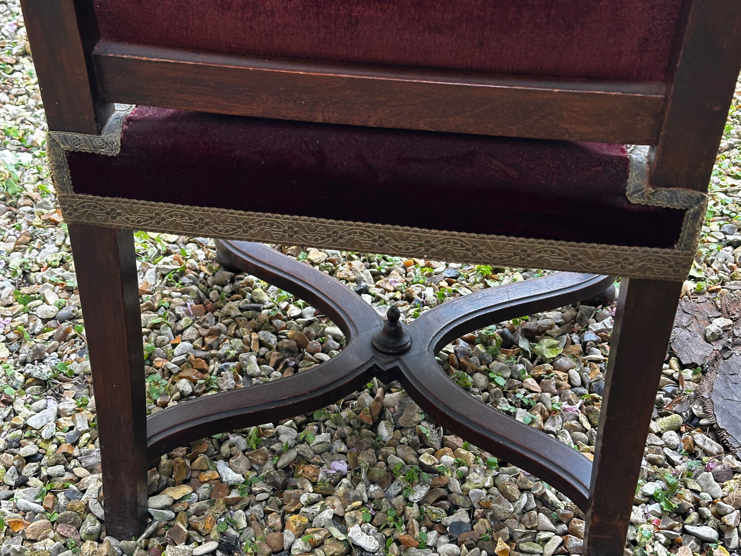 English chair in mahogany, X-shaped legs – 19th century