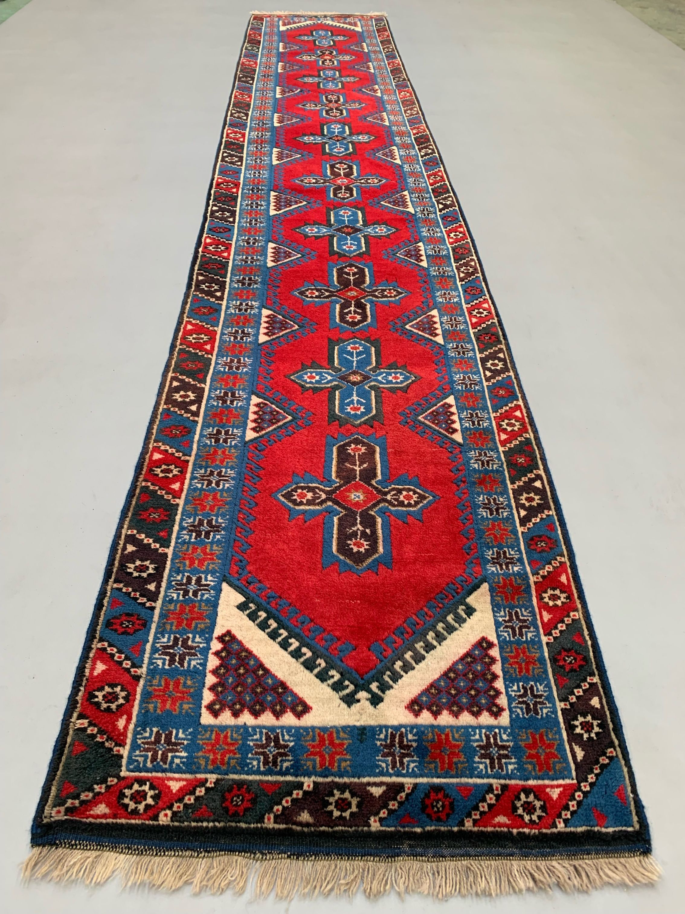 Turkish runner 490x88 cm tribal rug, red, beige, blue, vintage