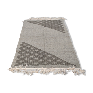 tapis gris , tapis kilim