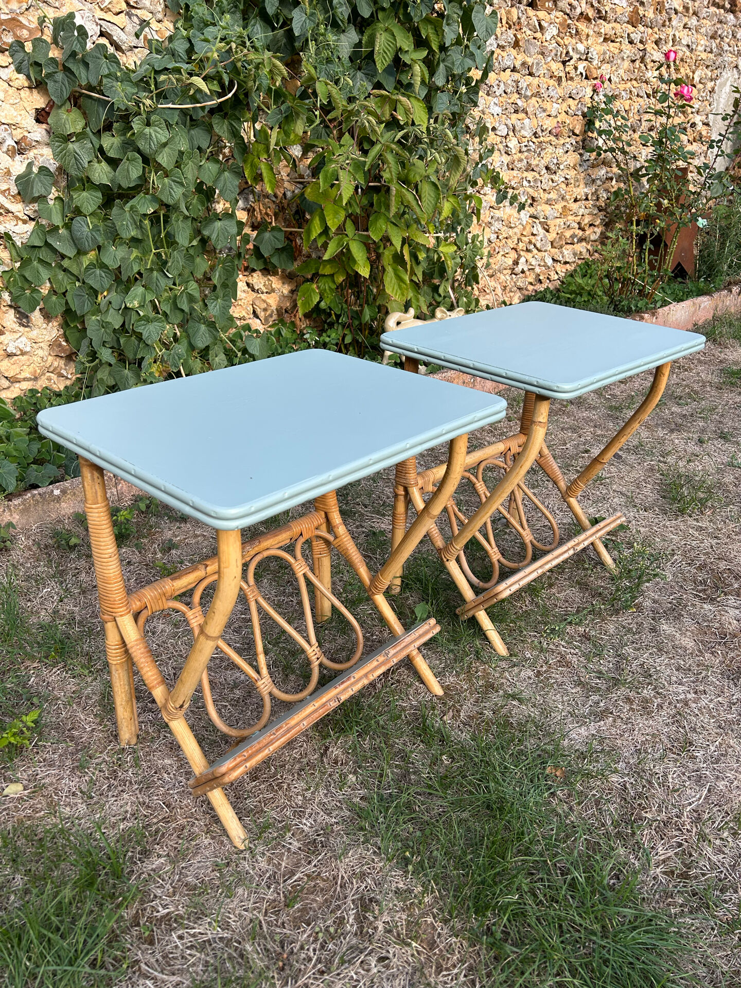 Paire de chevets en rotin vintage 1960