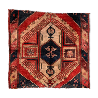 Tapis turc occidental 115x124 cm