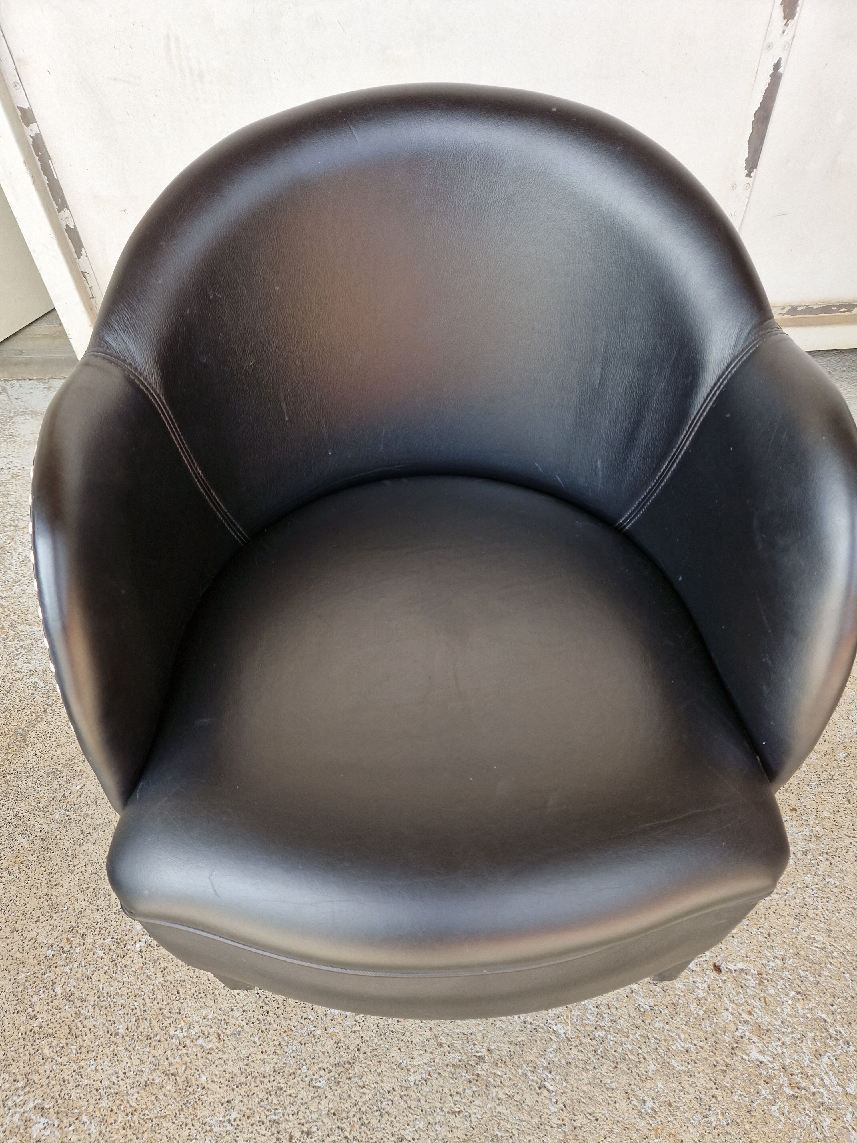 Pair of armchairs in imitation leather