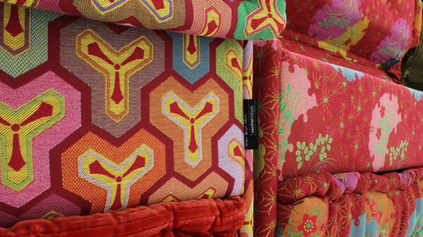 Canapé Mah Jong Roche Bobois design Kenzo Takada par Hans Hopfer, ensemble de 12.