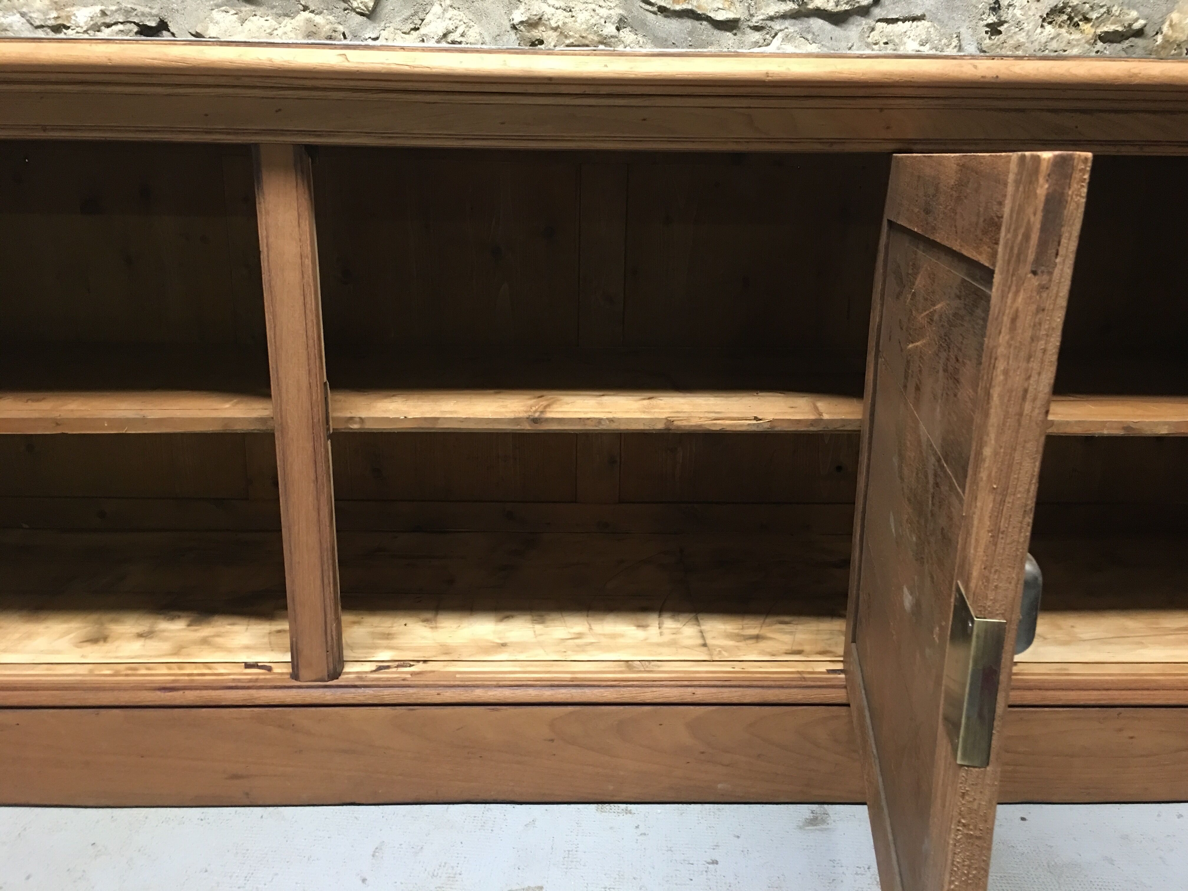 Meuble de métier de mercerie