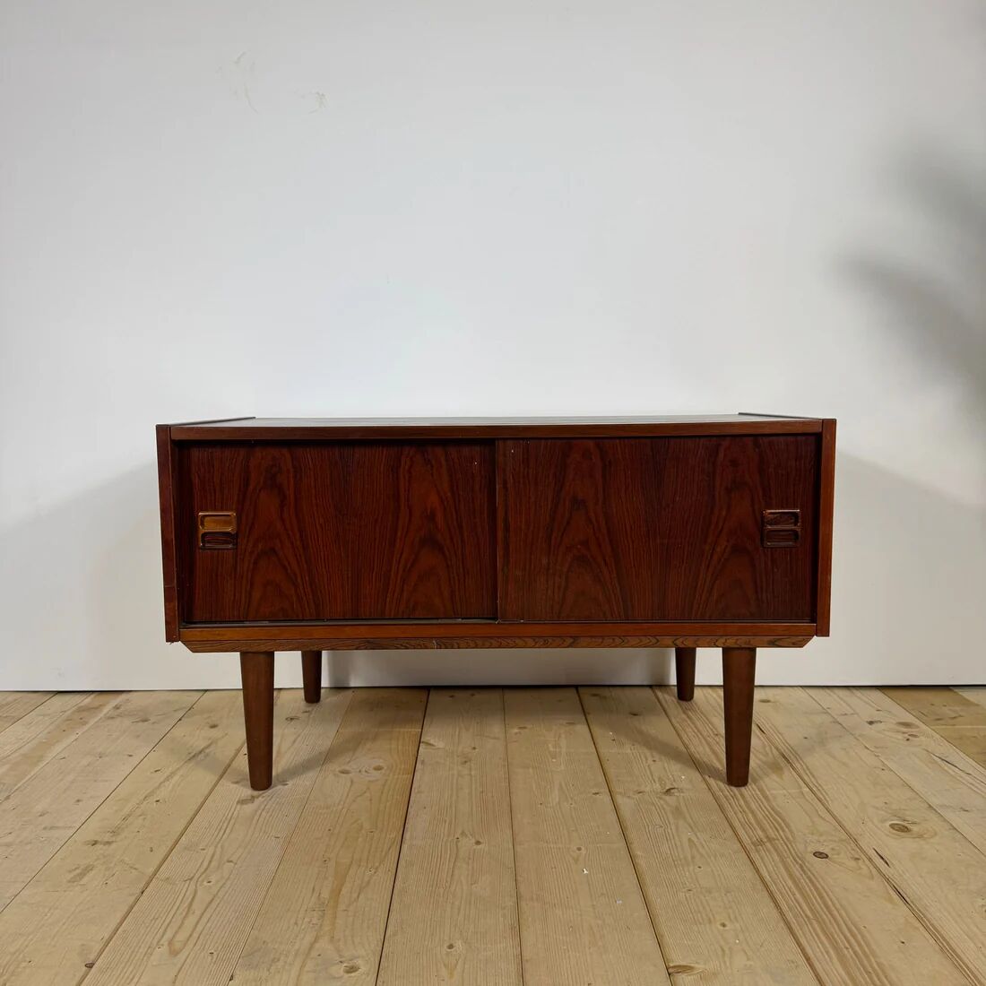 Rosewood sideboard with sliding doors – Mid-Century Modern