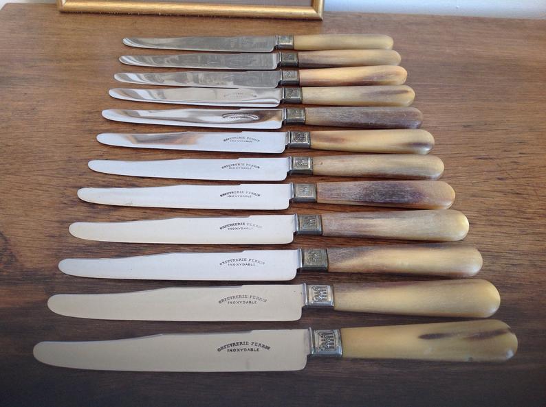 Box 12 knives Orfèvrerie Perrin