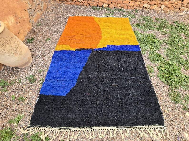 Handcrafted Berber rug 250cmx150cm