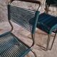 Ensemble de 6 chaises spaghetti françaises avec tabouret assorti – chaises bistrot à cadre chromé – sièges de café vintage empilables – milieu à fin du 20e siècle