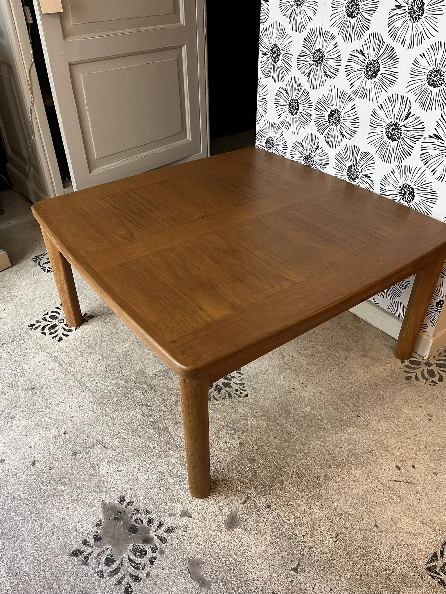 Freja coffee table, Danish designer from the 70s, ABJ manufacturer