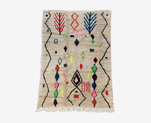 Tapis berbère marocain Azilal beige à motifs colorés 232x149cm
