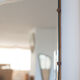 Bevelled horizontal mirror