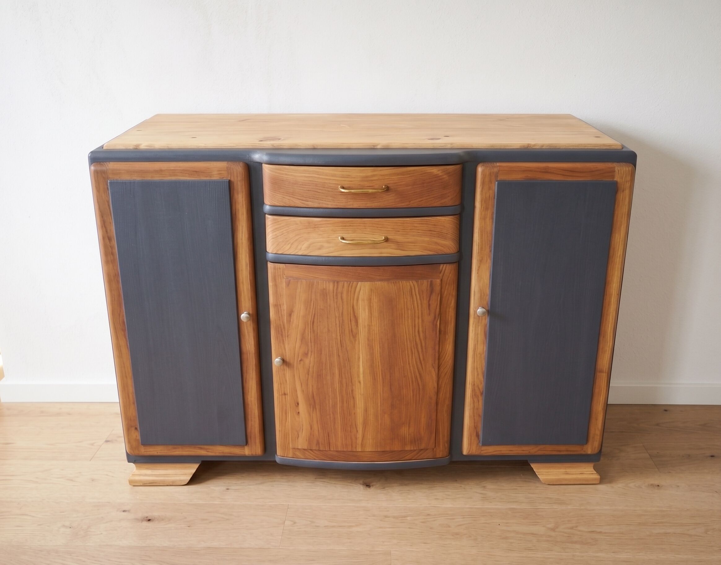 Buffet Mado Gris orage et bois années 50 complètement restauré