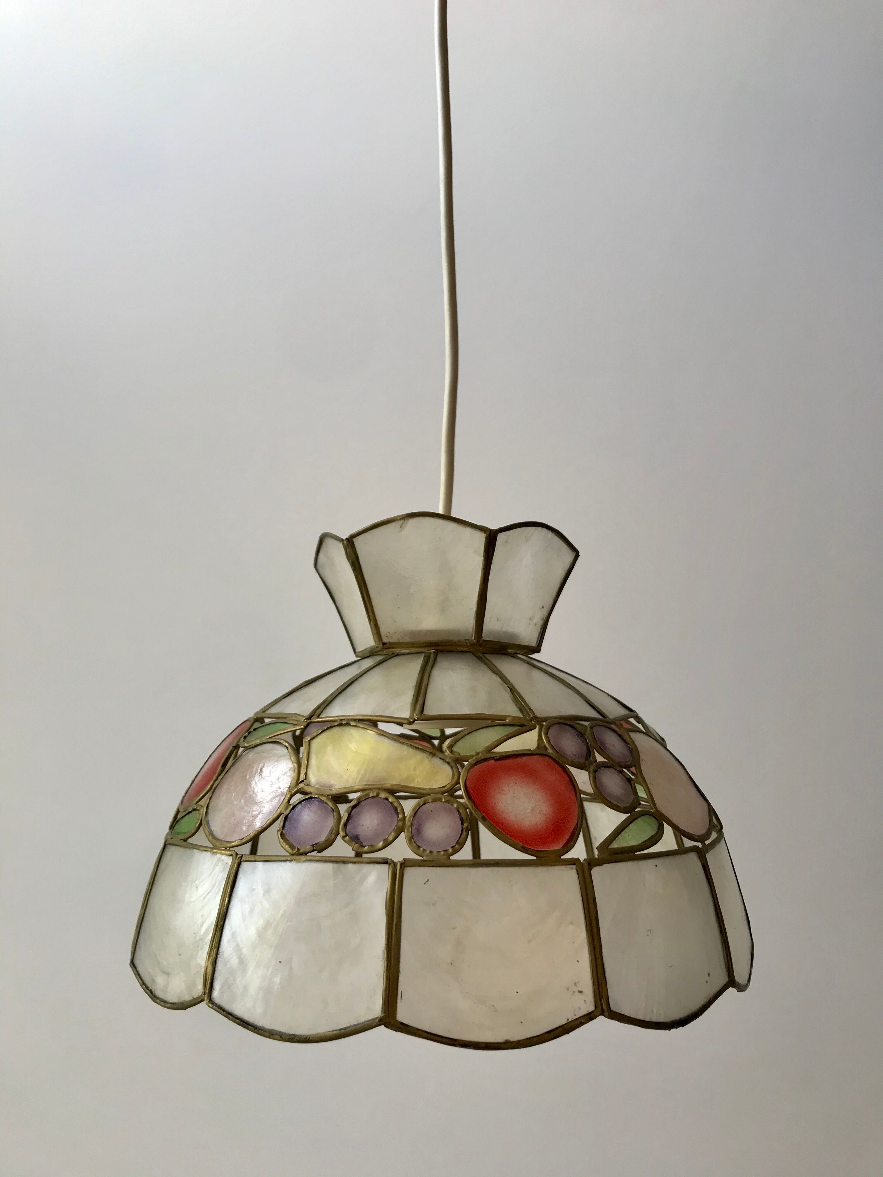 Suspension in mother-of-pearl and brass fruit patterns 60s