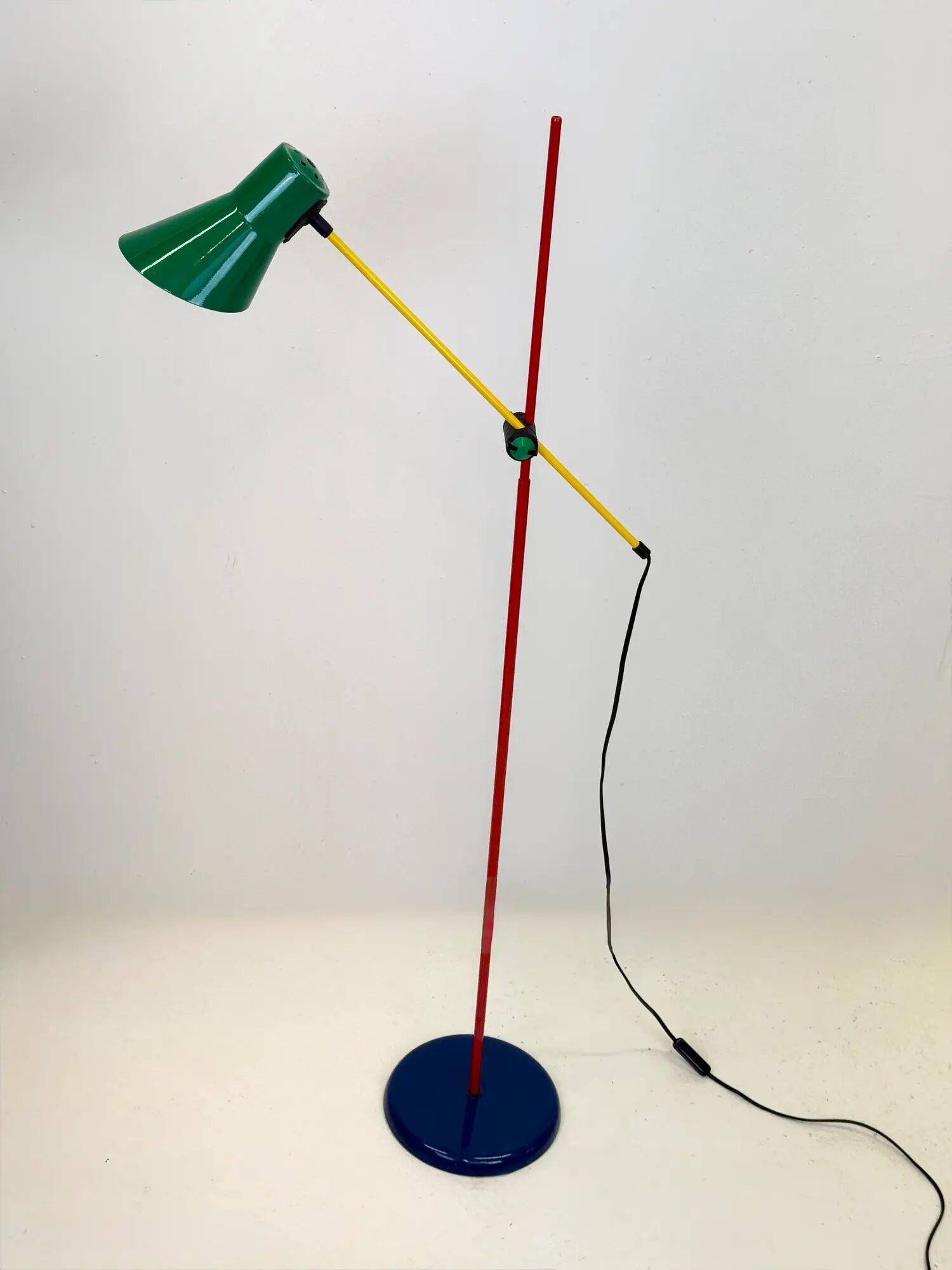 Lampadaire "Veneta Lumi" — Italie, 1980s
