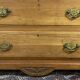 Commode anglaise en noyer début XXème
