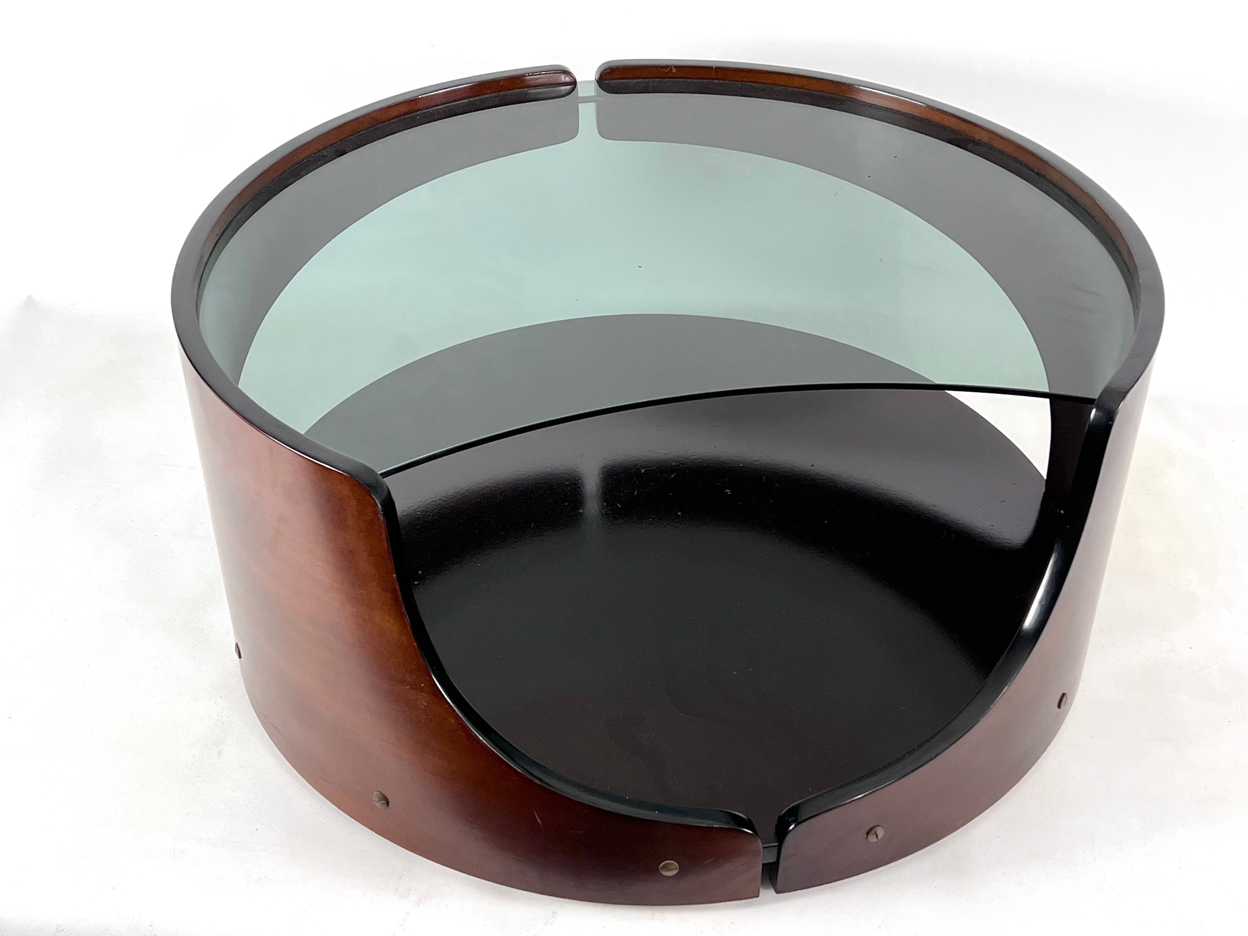 Mid-century modern wood round coffee table, italy 70s
