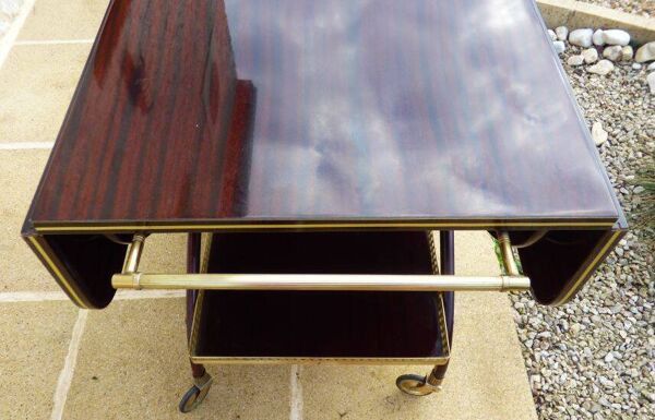 Table servante chic à roulettes année 60  avec decors laiton à 2 plateaux a