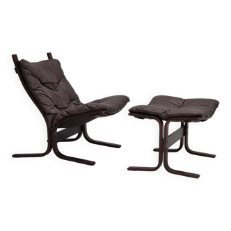 Années 1970, design norvégien par Ingmar Relling, chaise avec tabouret modèle "Siesta".