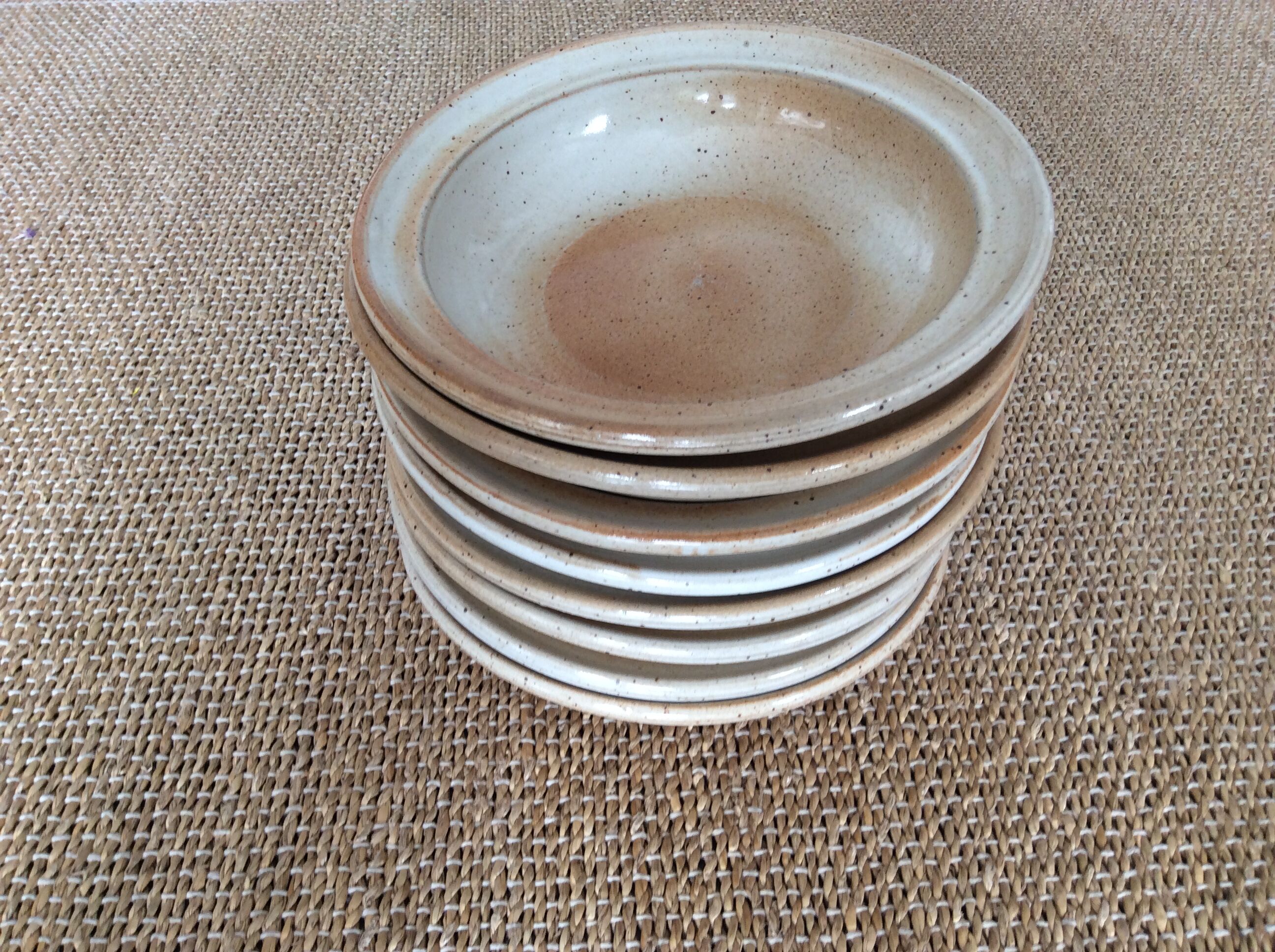 Series of 8 stoneware plates