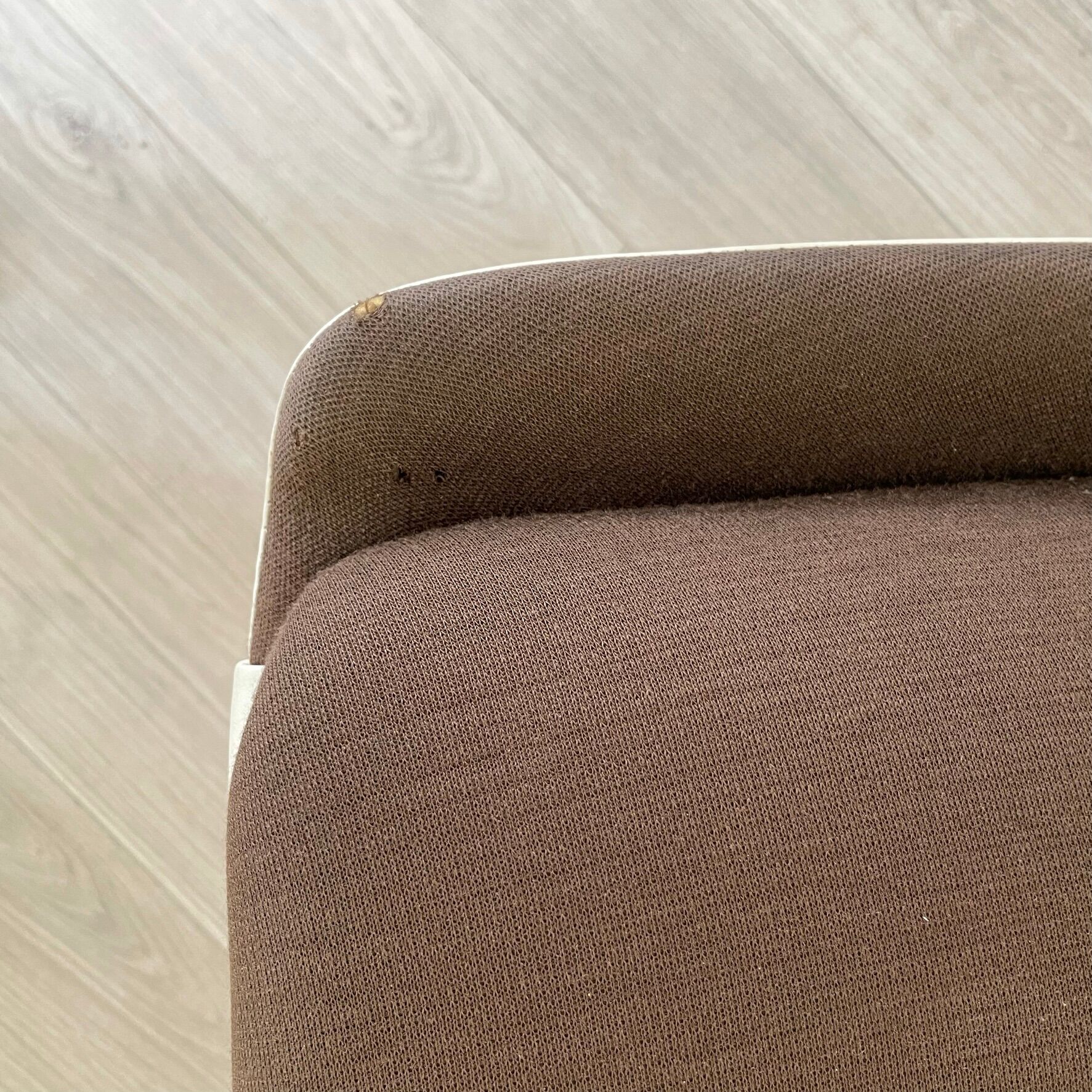 Tulip foot armchairs, 1970