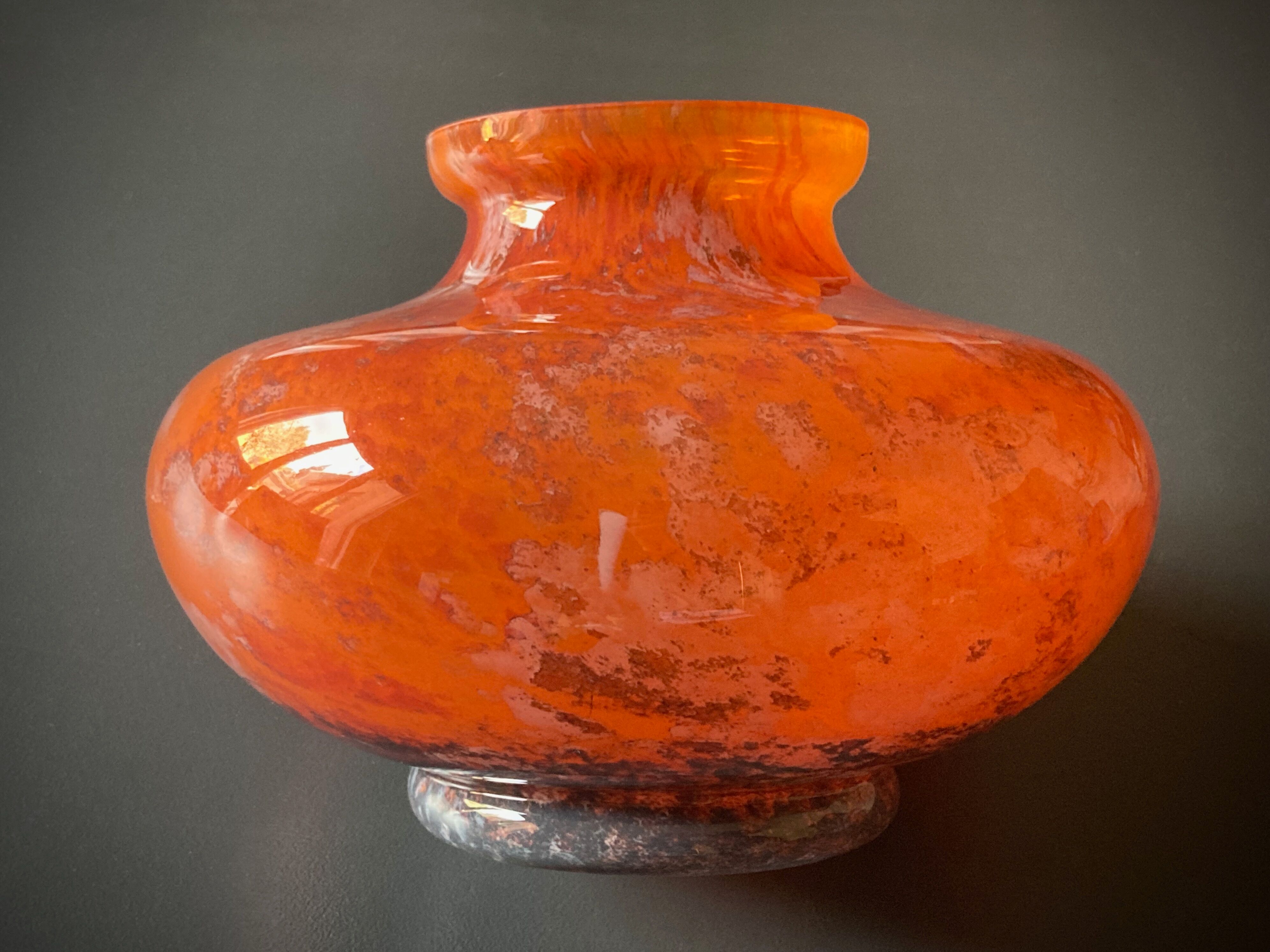 Large art-deco vase le lorrain glassware Daum Nancy 1925