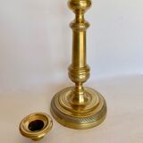 Paire de bougeoirs en bronze doré XIXè