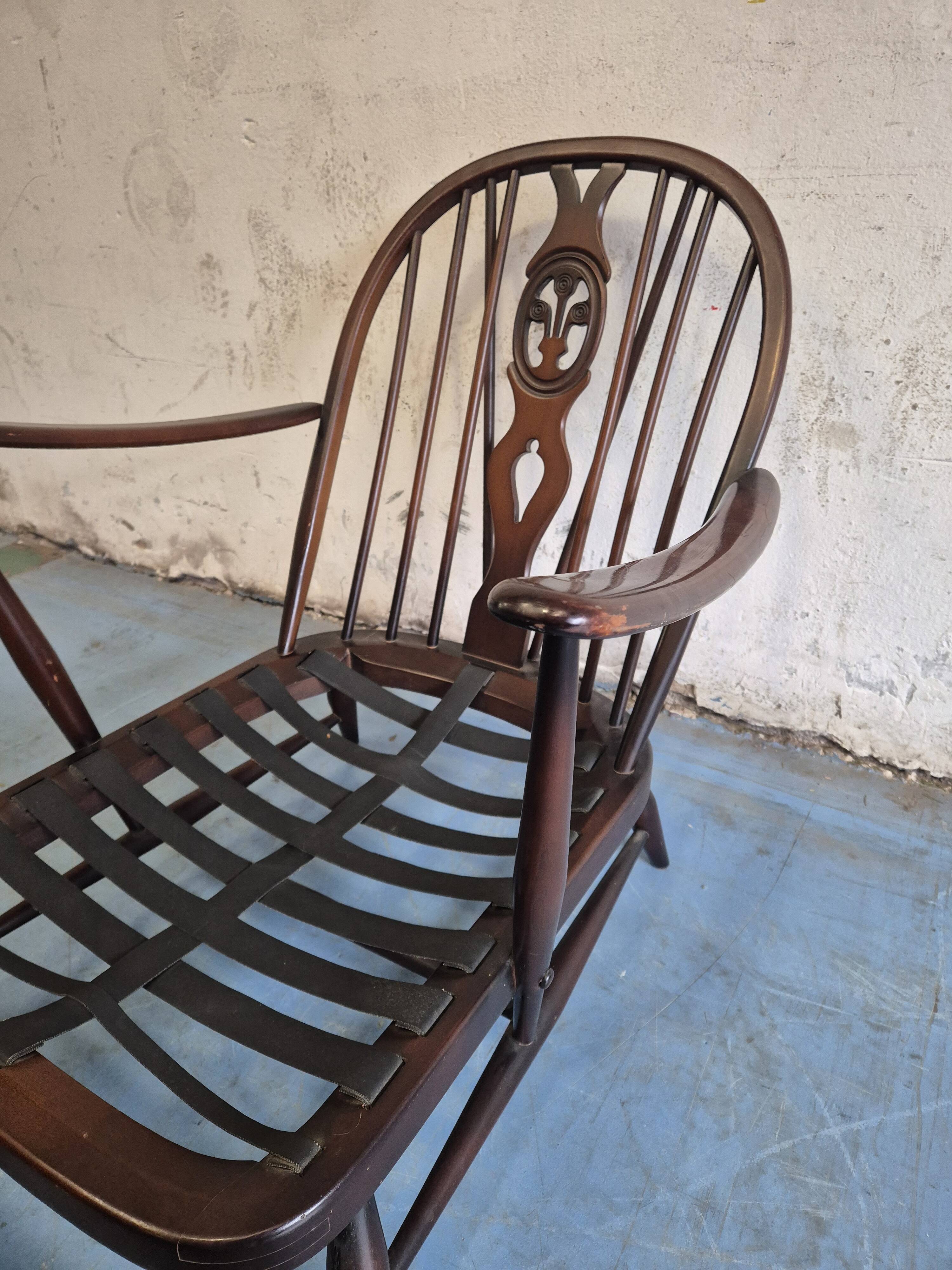 Windsor ercol + ottoman