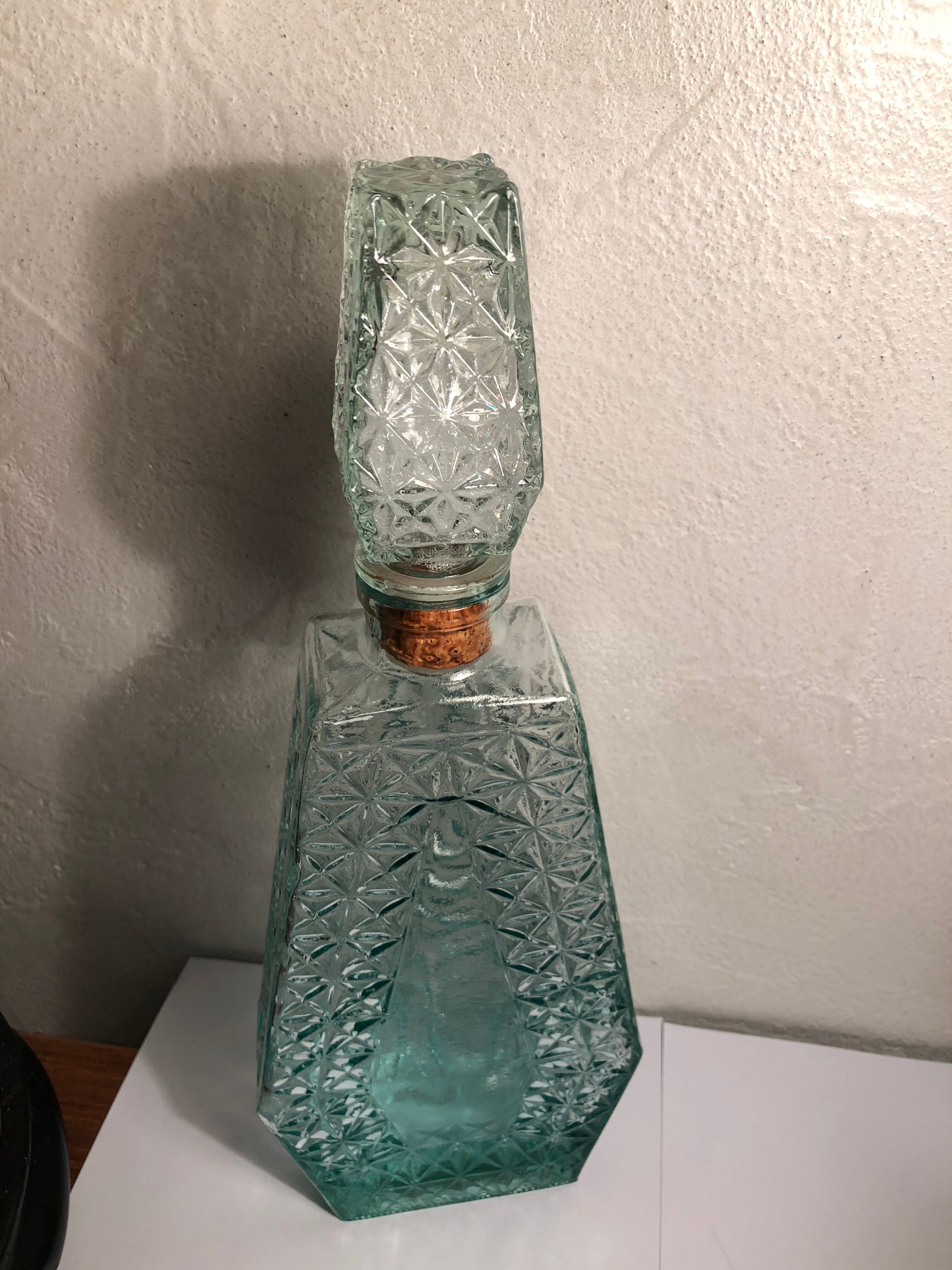 Carafe en verre italienne