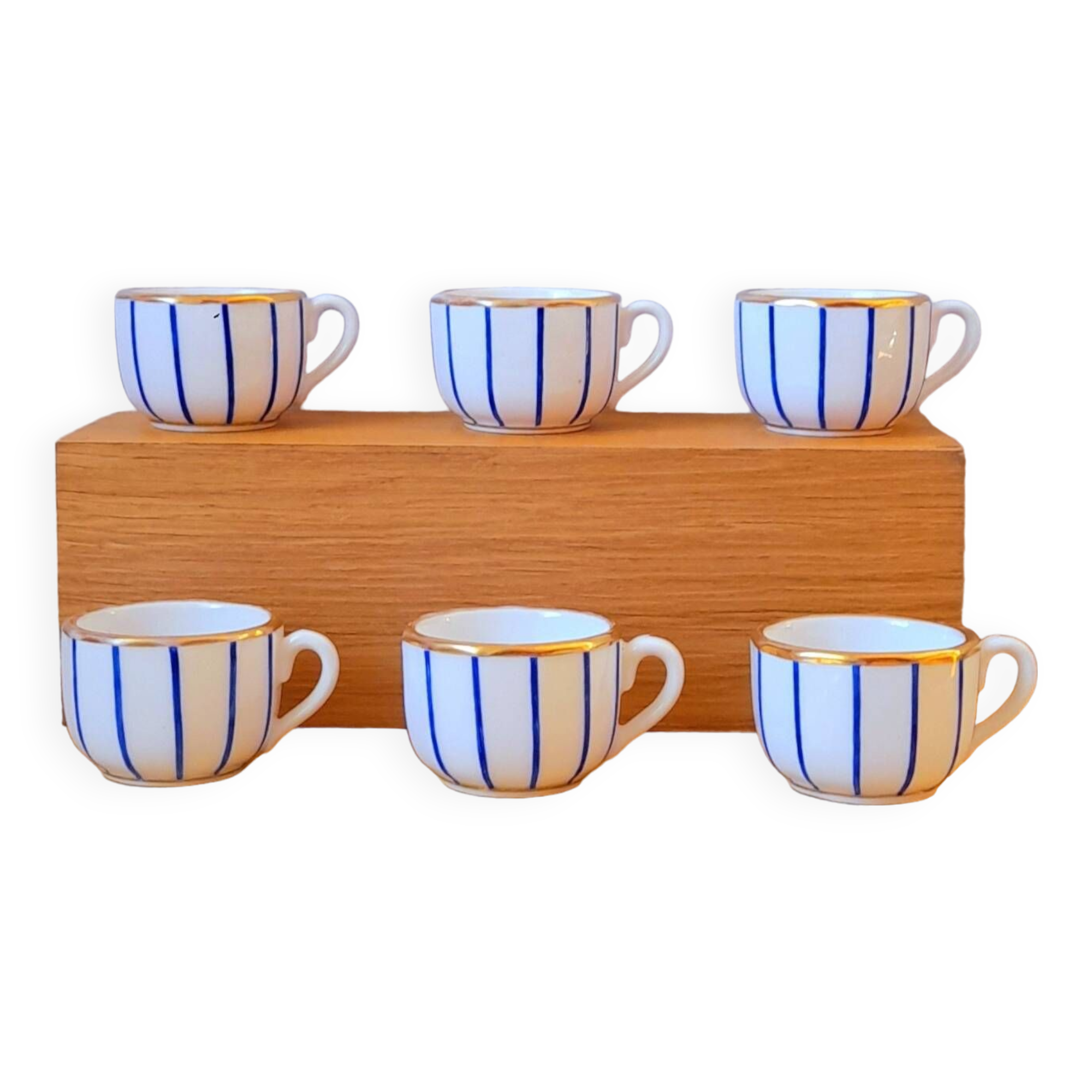 Service of 6 80s coffee cups