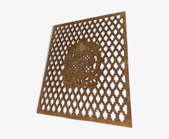 Grille de porte en fonte