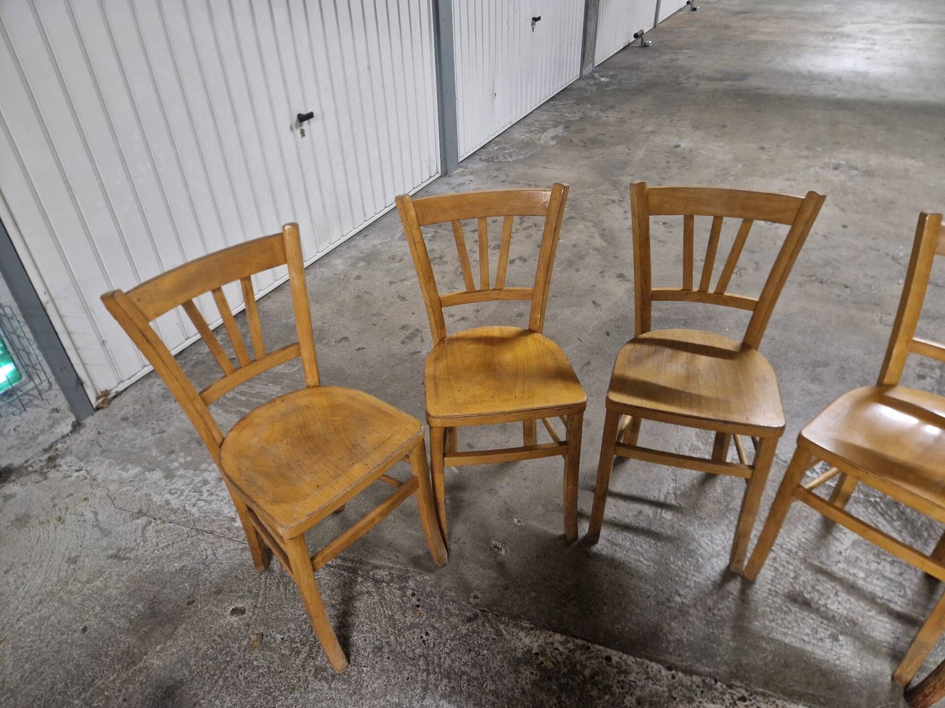 Lot de 5 chaises bistrot