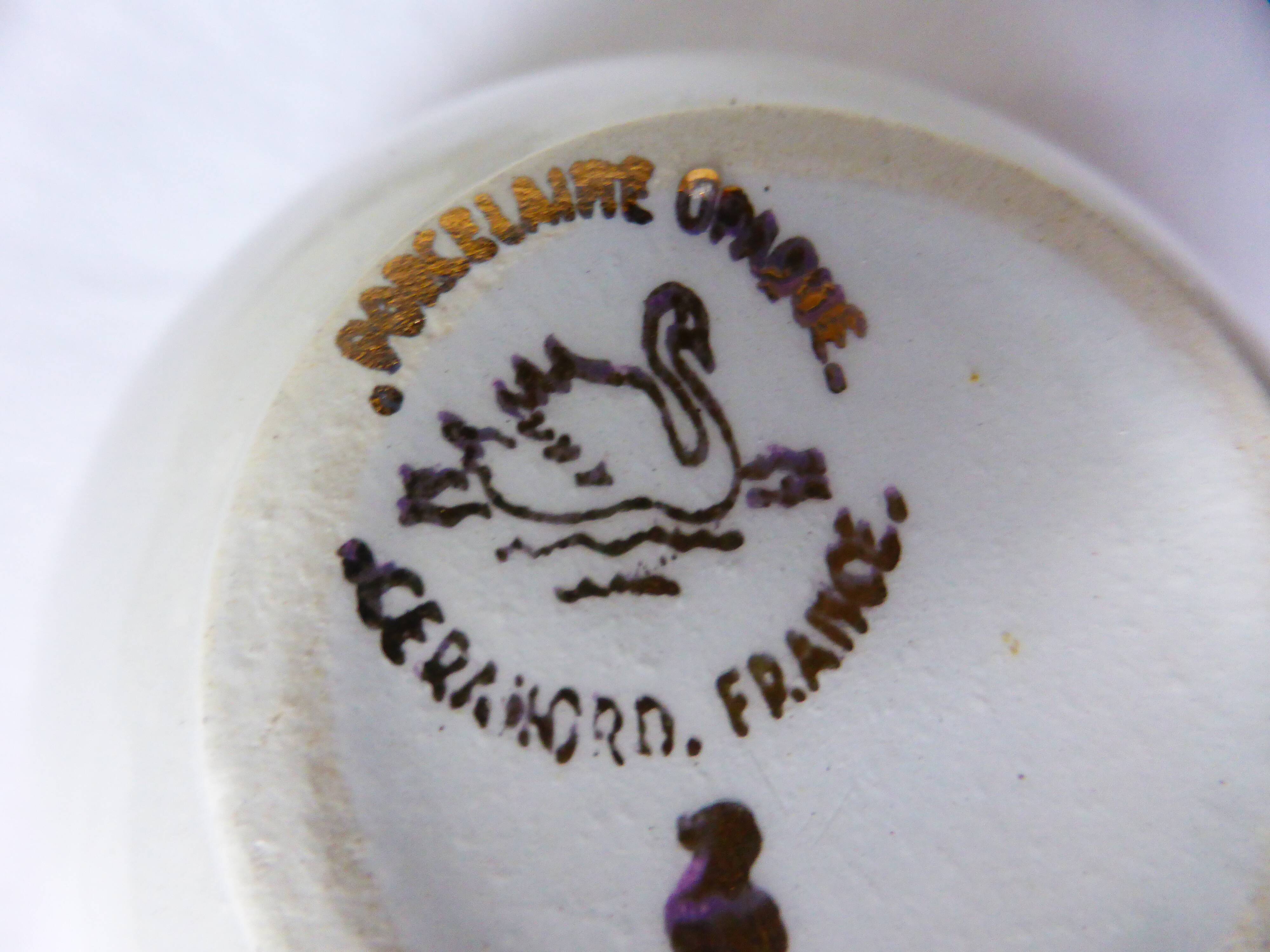 Service à café de Céranord à liseré doré 220574