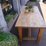 Farm table