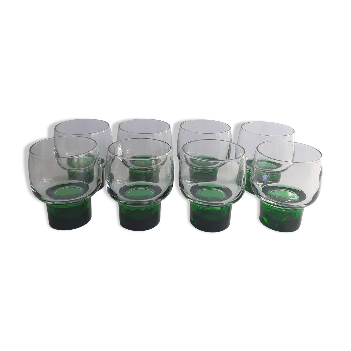 Set of 8 large vintage glasses