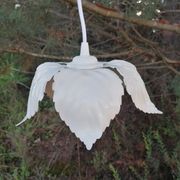 Metal flower pendant lamp