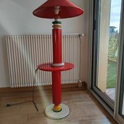 Guéridon et lampe laqués d'Olivier Vilatte