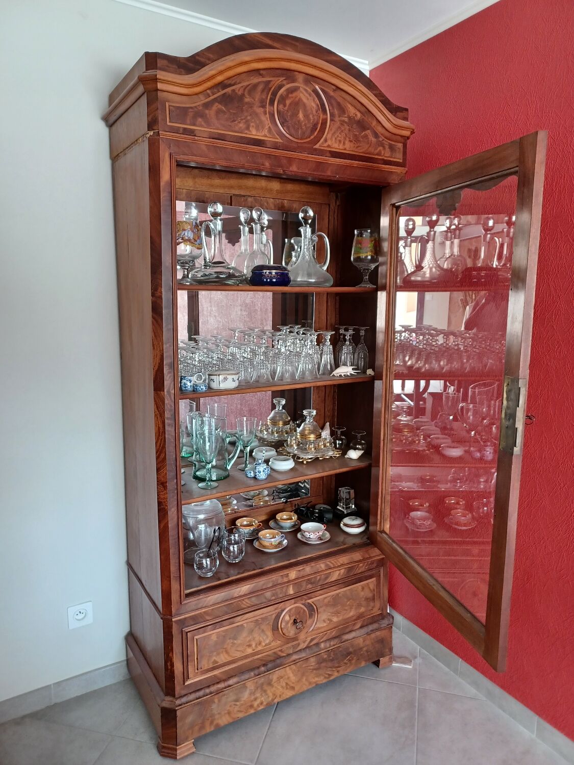 Louis Philippe display case