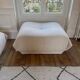 Pouf bouclette blanche SIA
